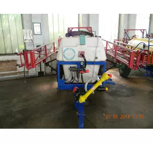 Обприскувач ОП-2000 штанга 18 м (переобладнаний) Обприскувач ОП-2000 штанга 18 м (переобладнаний)