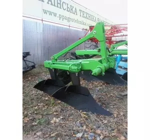 Плуг 2/25 на мінітрактор Плуг 2/25 на мінітрактор