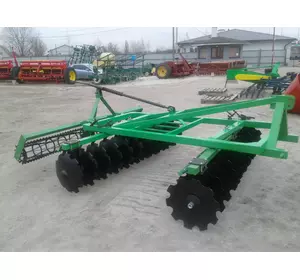 Дискова борона навісна 2,7 м з катком Бомет Польща Дискова борона навісна 2,7 м з катком Бомет Польща