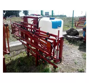 Обприскувач навісний 600 л/14 м Обприскувач навісний 600 л/14 м