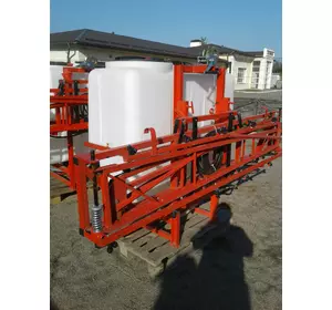 Обприскувач навісний 600 л/12 м Обприскувач навісний 600 л/12 м