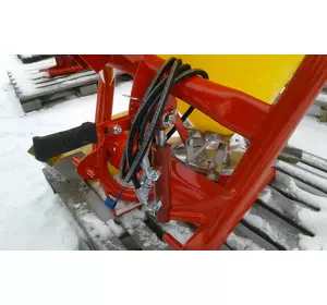 Розкидач лійка міндобрив 500 л з гідравликою Розкидач лійка міндобрив 500 л з гідравликою