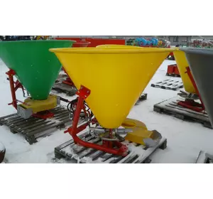 Разбрасыватель лійка минудобрений 500 л пластиковый бак с гидравликой Разбрасыватель лійка минудобрений 500 л пластиковый бак с гидравликой