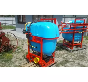 Опрыскиватель навесной 400 л / 12 м Polmark Опрыскиватель навесной 400 л / 12 м Polmark