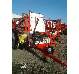 Опрыскиватель прицепной ОШШ 3200 л / 18 м Опрыскиватель прицепной ОШШ 3200 л / 18 м