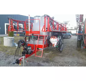 Обприскувач причіпний 3000 л/24 м Обприскувач причіпний 3000 л/24 м