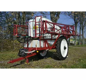 Обпріскувач причіпний 3000 л штанга 24 м Обпріскувач причіпний 3000 л штанга 24 м