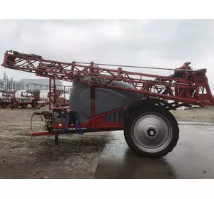 Опрыскиватель прицепной 3200 л штанга 24 м Италия Опрыскиватель прицепной 3200 л штанга 24 м Италия