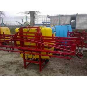 Опрыскиватель 800 л Опрыскиватель 800 л